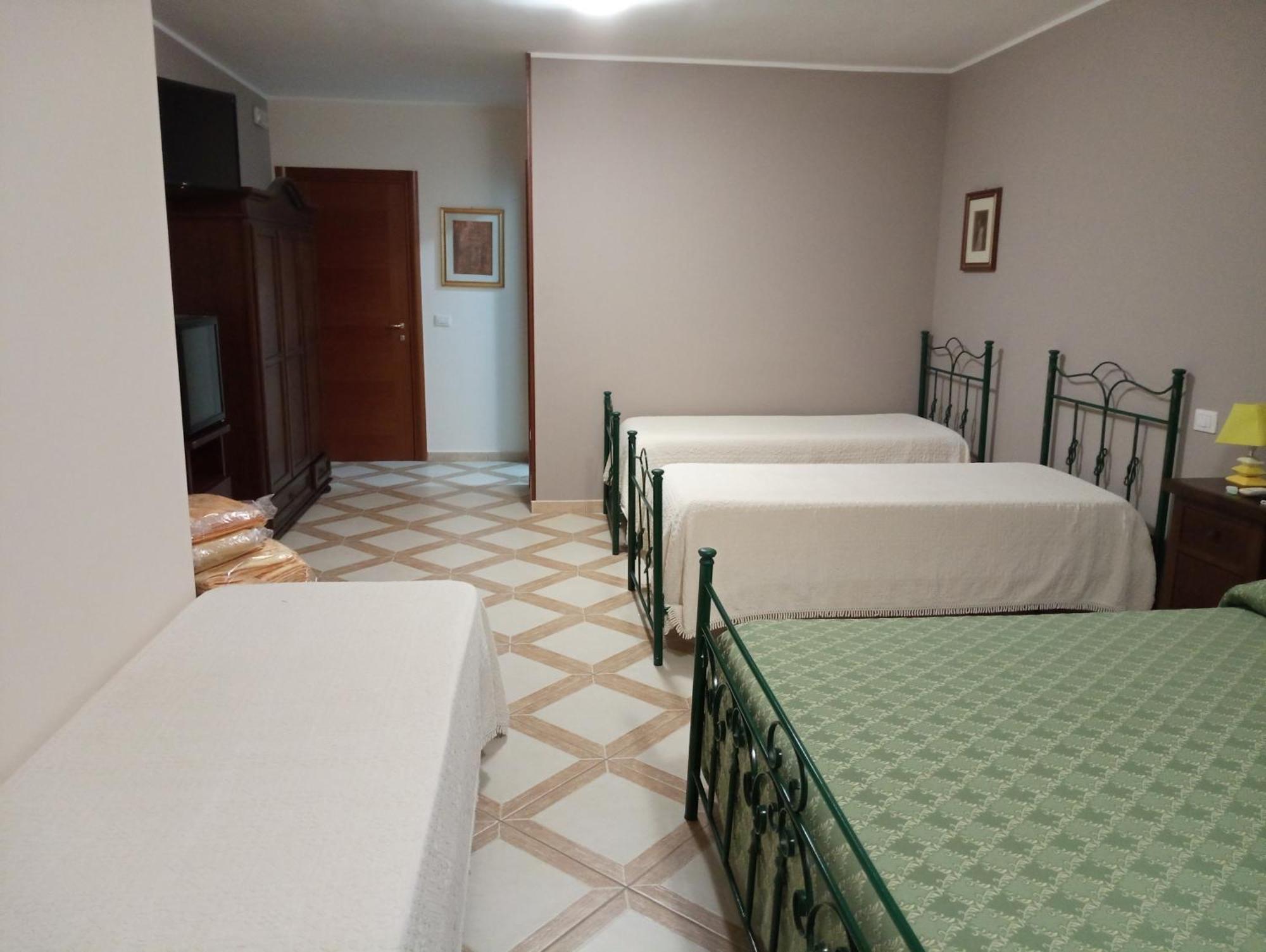 Mamma Assunta Bed & Breakfast Мелендуньо Екстериор снимка
