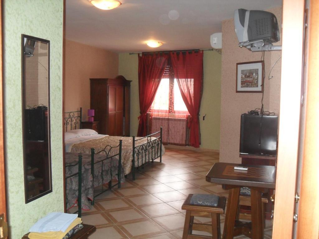 Mamma Assunta Bed & Breakfast Мелендуньо Стая снимка