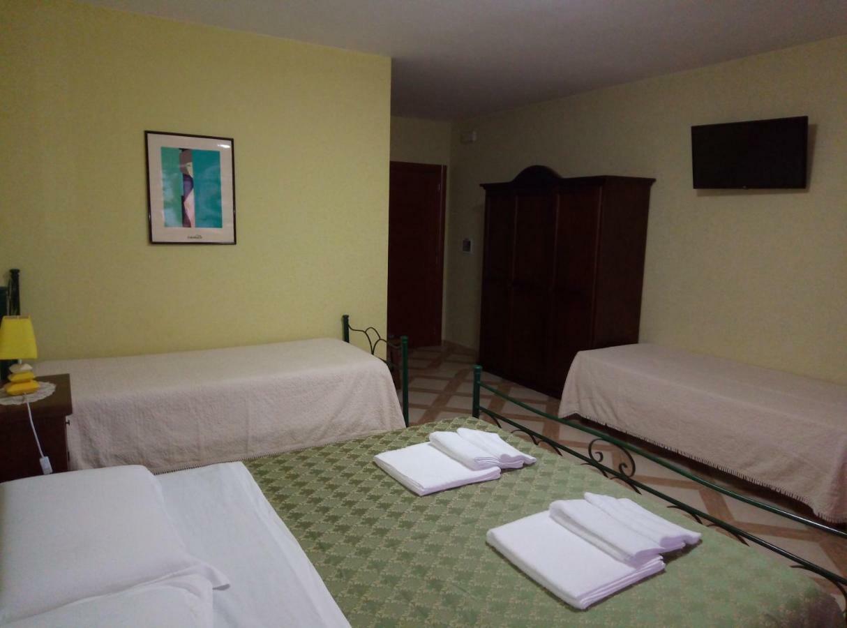 Mamma Assunta Bed & Breakfast Мелендуньо Екстериор снимка